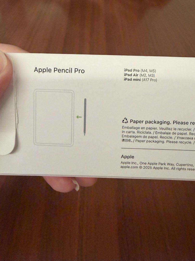 Apple Pencil Pro - Brand New461420775562946562