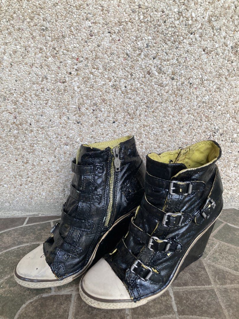 Ash Buckled Wedge Sneakers (Category: Sneakers) located in Rizal. Submitted by vi0l3t_j9m (Listing ID 1439342594, Image 2). Description: - repainted (originally color green as you can see in the interior of the shoe) - has overlapping paints - 8/10 condition - heel problem (just need to glue it down) - 4 inches heel - size 38 - see photos for actual when worn *negotiable for sure buyer!.