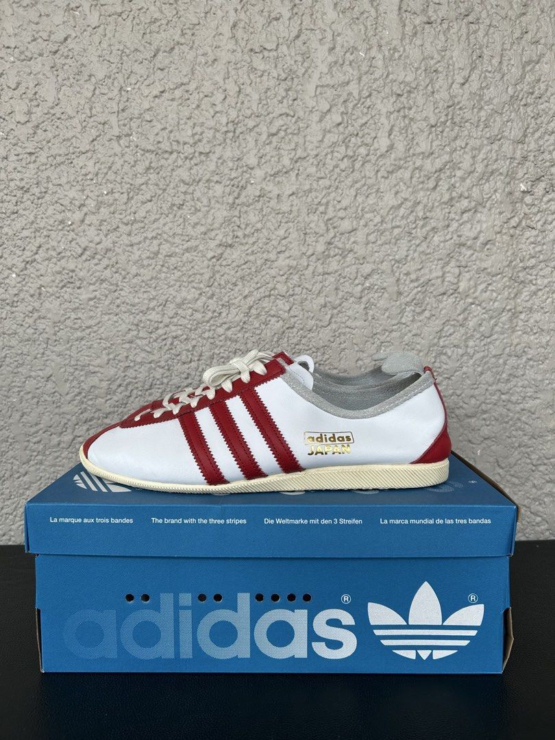 Authentic Adidas Japan White Red Leather Sneakers (Category: Sneakers) located in Tarlac. Submitted by shirtsnstuffxx (Listing ID 1439298963, Image 1). Description: Authentic Adidas Japan White Red Leather Sneakers -Condition: 9.5/10 -Original box and paper included, will wrap it so that box will be safe. -Size: Mens US 11/UK 10.5/JPN 290 -Price: 2100+sf (srp 7000) *FIRM, NO LP* -Shipped immediately after payment RFS: Too many shoes, downsizing m