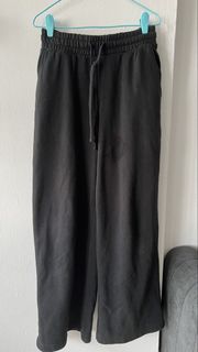 (Category: ) located in . Submitted by selling_good_items22 (Listing ID 1439301624, Image 1). Description: .