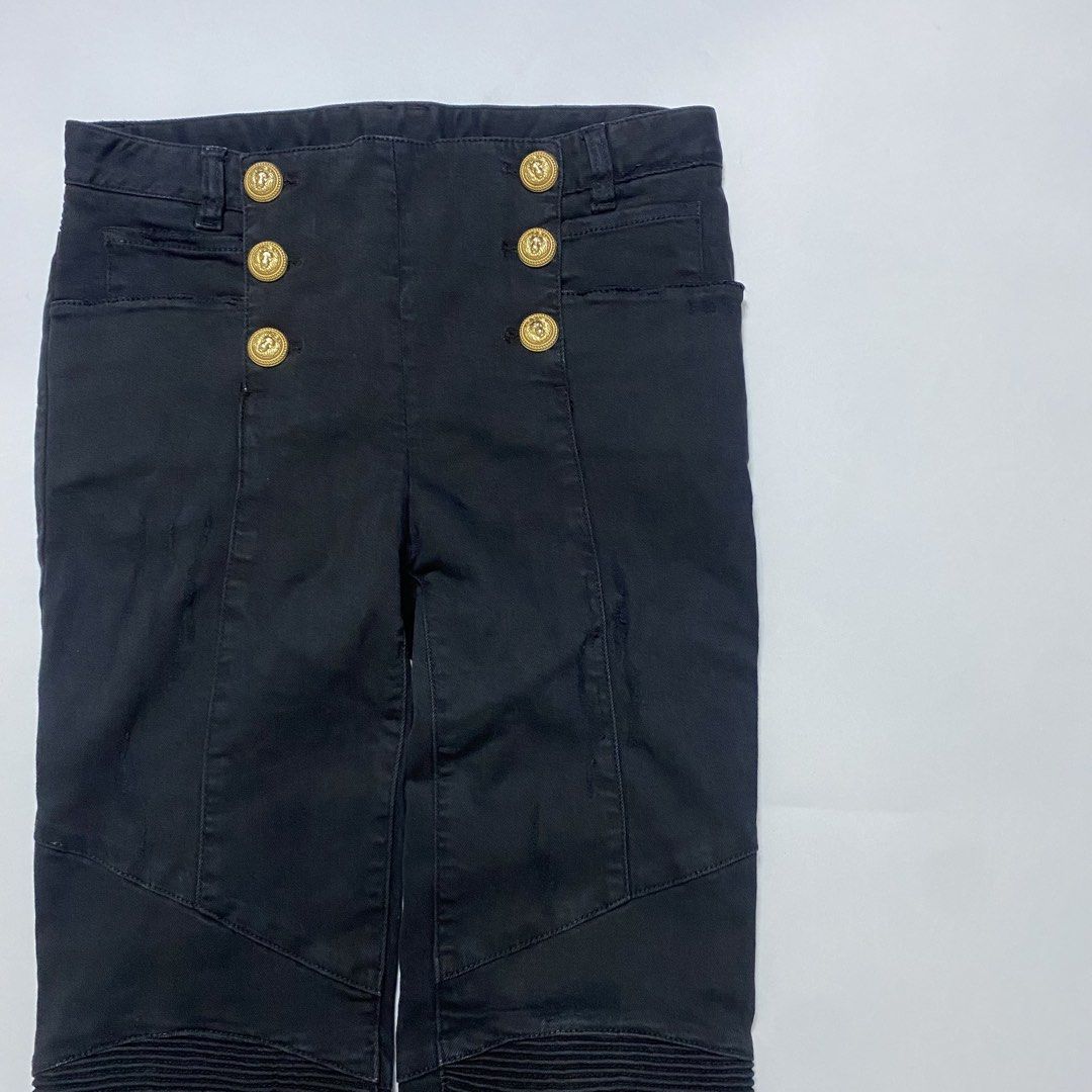 Balmain - Christope Decarnin - Biker Jeans (Category: Luxury Apparel) located in Cavite. Submitted by pastseas0n_ (Listing ID 1439363960, Image 2). Description: Balmain - Christope Decarnin - Biker Jeans Size : 38 IT FLAT MEASUREMENTS Waist : 28 inches Length : 39 inches Inseam : 30 inches Crotch : 8 inches 9/10 CONDITION Authentic Black Gold Hardware.