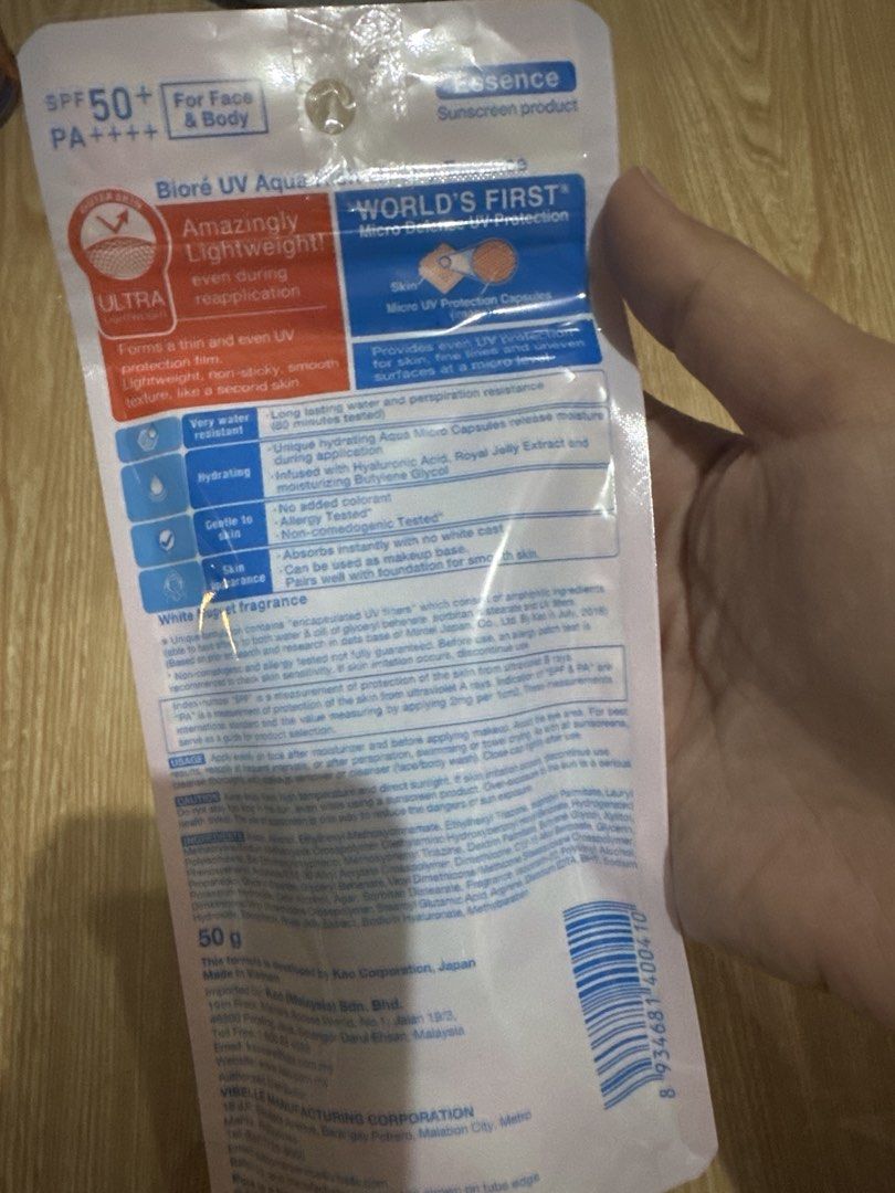 Biore UV Aqua Rich Sunscreen (Category: Face Care) located in Quezon City. Submitted by martitay02 (Listing ID 1439305176, Image 3). Description: Biore UV Aqua Rich Sunscreen 50g SPF50+ PA++++ with free Stray Kids Photocard Retails 485 in malls Watery Essence Sunscreen Lightweight feel Non sticky Perfect use for the summer weather West Ave, QC.