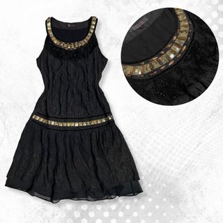 (Category: ) located in . Submitted by clothitthrifts (Listing ID 1439412917, Image 1). Description: .