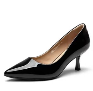 (Category: ) located in . Submitted by esbcloset (Listing ID 1439284795, Image 1). Description: .