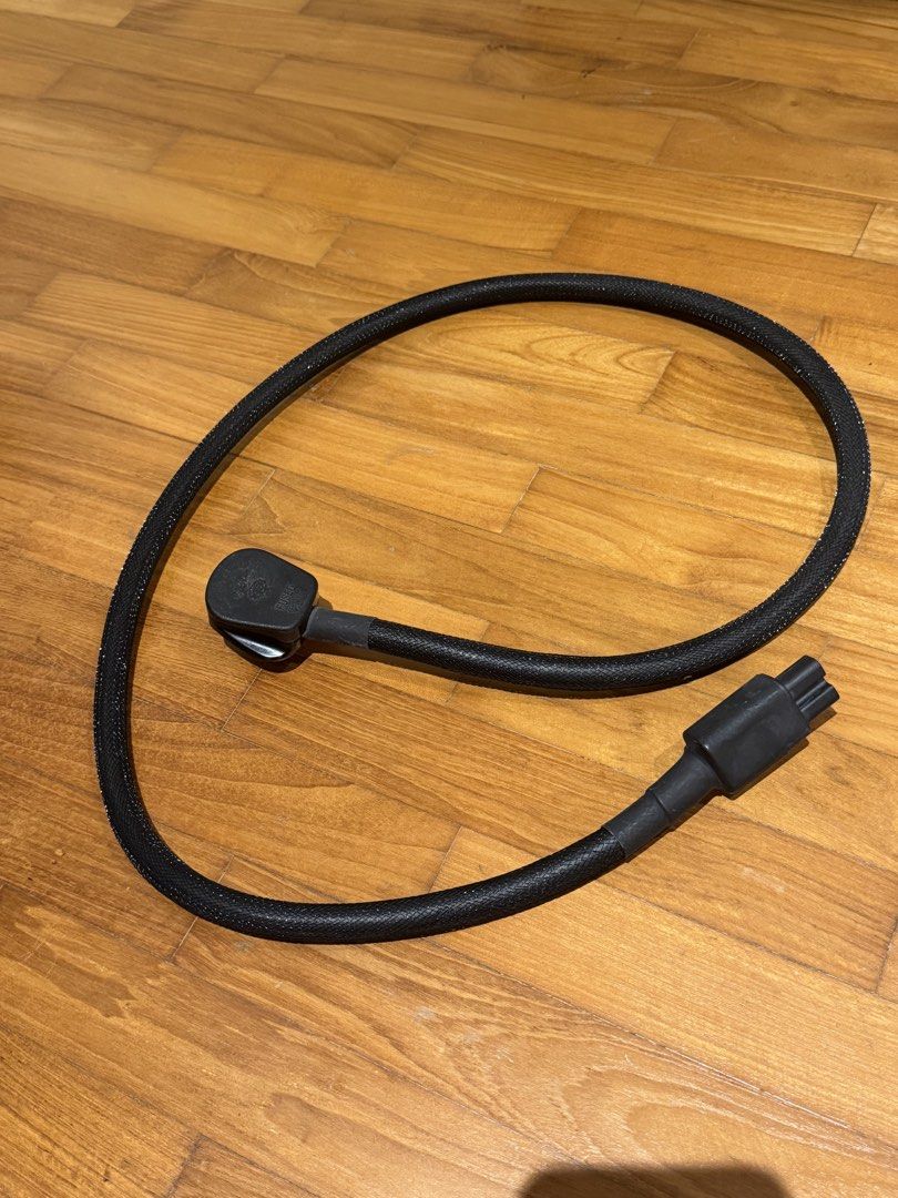 Thick High Performance Power Cable for Audio System 