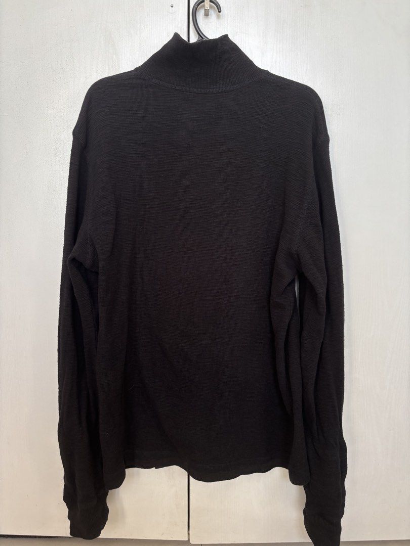 Calvin Klein Jeans Half Zip Black | Good Condition (Category: Coats, Jackets and Outerwear) located in Mandaluyong City. Submitted by mavingumba68239 (Listing ID 1439265578, Image 2). Description: FOR SALE 🔥 Calvin Klein Jeans Half Zip Black ✨ Good Condition 📏 Size: Medium (fits Large) 🎨 Color: Black [No issues / Ready to wear] 💸 ₱399 📍 Pick-up: EDSA Shangri-La Mall and/or Ayala Triangle Makati 🚚 Shipping available (shouldered by buyer) 💳 