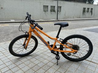 （分類：）位於 。 由 stvchan 提交（商品編號 1439302956，圖片 1）。簡介： 。