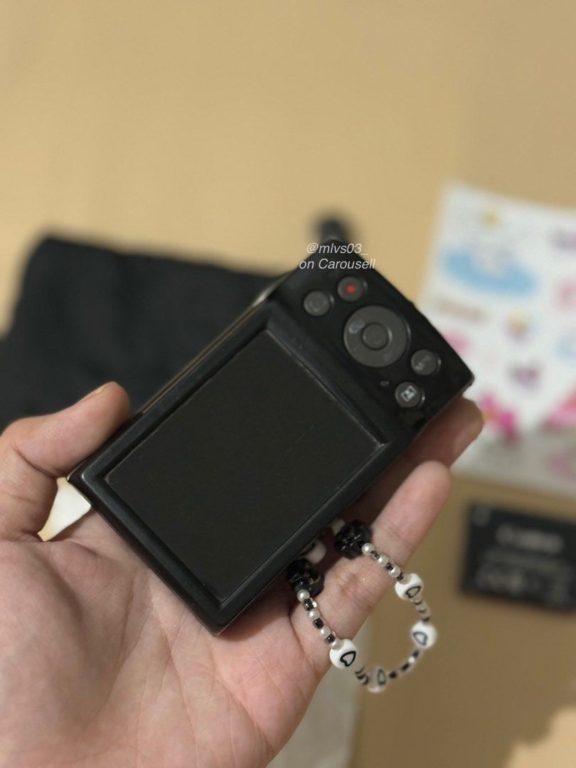 Canon IXUS 185 Digicam (Category: Cameras) located in Manila. Submitted by mlvs03__ (Listing ID 1439209755, Image 3). Description: Read me ‼️ Canon Ixus 185 in Black 🎱 Crowd’s fave 🤩 100% fully functional: flash, zoom, video, audio, and all buttons are working! Specs: ✦ 20 mp - ccd sensor ✦ 8x optical zoom (28-224mm) ✦ digic 4+ processor ✦ body condition: 8/10 (signs of usage & no port cover) Honest issue/s: -minimal scratch on lens glass (tole