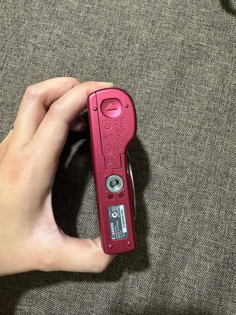 Canon PowerShot A810 HD Digital Camera NO ISSUE (Category: Cameras) located in Manila. Submitted by jfm557q6qj79901 (Listing ID 1439278640, Image 3). Description: - Canon PowerShot A810 HD digital camera (Pink) - 16.0 Megapixels - 5x Zoom Lens - Features display screen and function buttons - Built-in flash - Compact and portable - Ideal for capturing photos on the go.