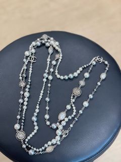 (Category: ) located in . Submitted by ys-luxe.com (Listing ID 1439305916, Image 1). Description: .