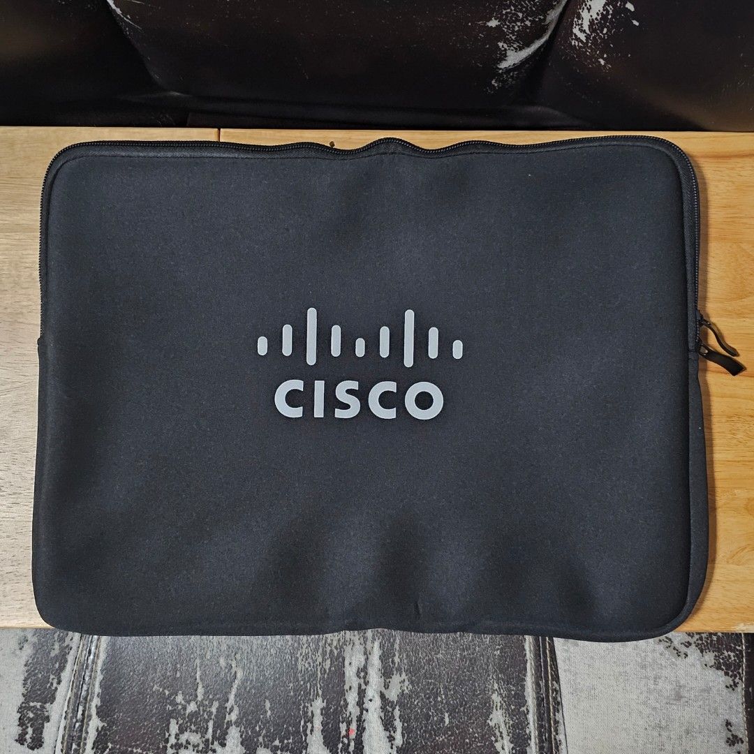 Cisco 15 Inch Laptop Sleeve (Category: Laptop Bags & Sleeves) located in Marikina City. Submitted by megabytez (Listing ID 1439404161, Image 1). Description: Cisco 15 inch laptop sleeve – 150 php – unused 📩 gcash. bank transfer 🚚 jnt. ggx. flash. sdd. ⚠️ payo. 1 week reservation 📍 marikina.