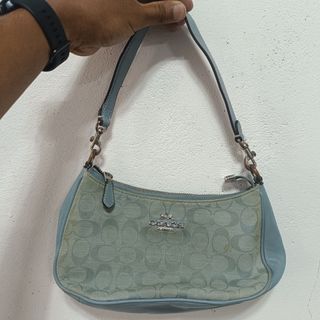 (Category: ) located in . Submitted by thriftilious.ph (Listing ID 1439336382, Image 1). Description: .
