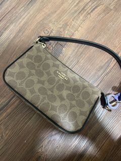 (Category: ) located in . Submitted by h4na_preloved (Listing ID 1439367353, Image 1). Description: .