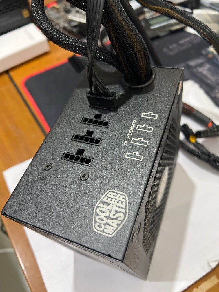 Cooler Master 650 watts PSU461062588261345281