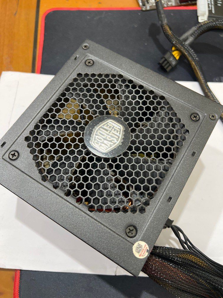 Cooler Master 650 watts PSU461062588261345282