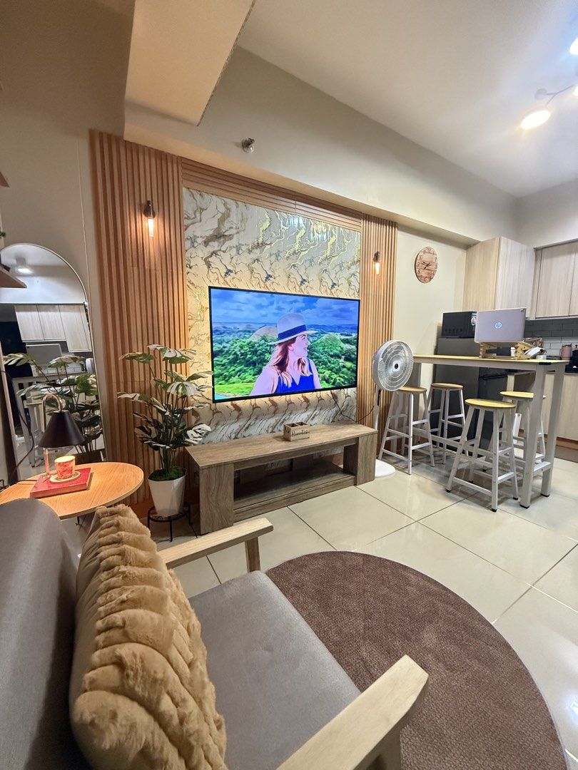 Cozy upgraded Studio Unit Near Ayala Cebu (Category: Apartments & Condos) located in Manila. Submitted by andrivehomestay (Listing ID 1439347696, Image 3). Description: Studio Unit with a total area of 22.43 sqm with small balcony located at 20th floor. Clean CTC and updated taxes. Currently income generating good location. Accepts 50% DP remaining balance split into 12 months..