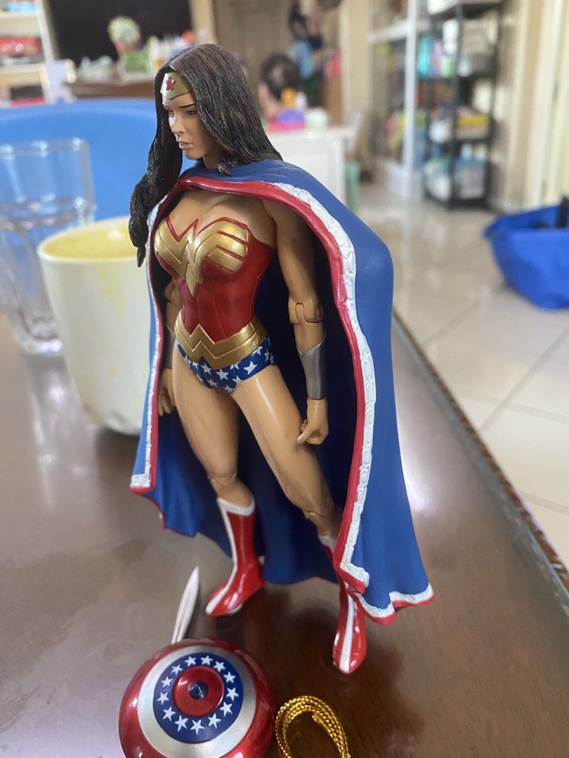 DC DIRECT WONDER WOMAN CUSTOM HEAD MEGAN FOX ACTION FIGURE Infinite Crisis - Good Condition / As Is (Category: Toys & Games) located in Manila. Submitted by madmaxshop (Listing ID 1439320497, Image 3). Description: .