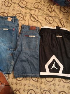 (Category: ) located in . Submitted by needforthrift (Listing ID 1439264723, Image 1). Description: .