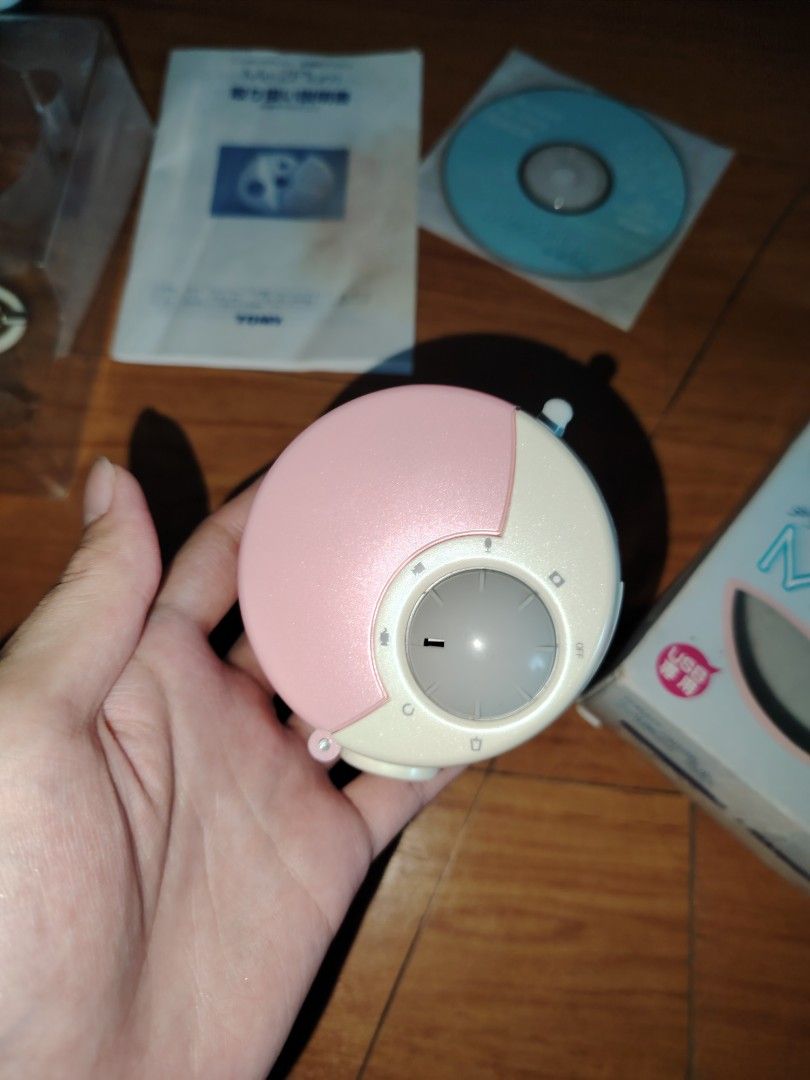 Digital Camera (Category: Cameras) located in Manila. Submitted by kulba (Listing ID 1439346613, Image 2). Description: - Vintage 2Plum digital camera - Includes original box, manual, and CD - Features USB connectivity - Unique pink and white design NEGOTIABLE - All original components included Japan surplus - Turning on nung nilagyan ng battery - Did not explore further more - Japanese language yung instruction .