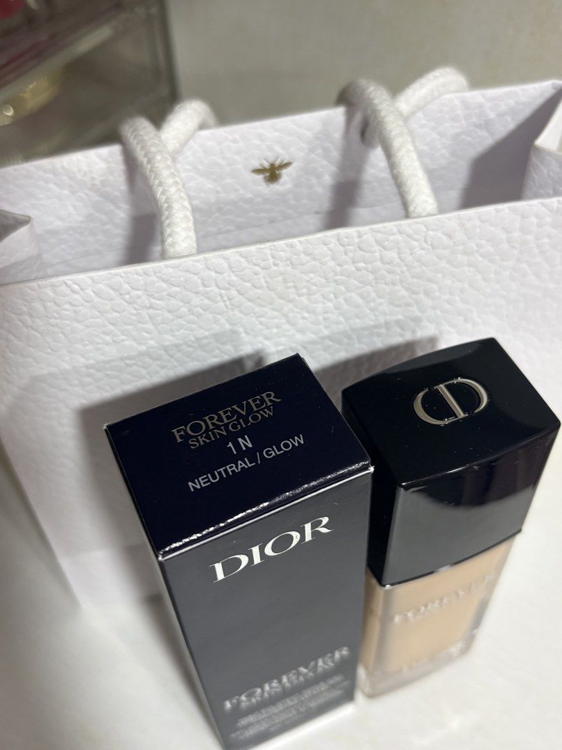 Dior Forever Skin Glow Foundation 1N (Category: Makeup) located in Pasay City. Submitted by keynbloom (Listing ID 1439097304, Image 3). Description: brandnew with box never been used or pump .