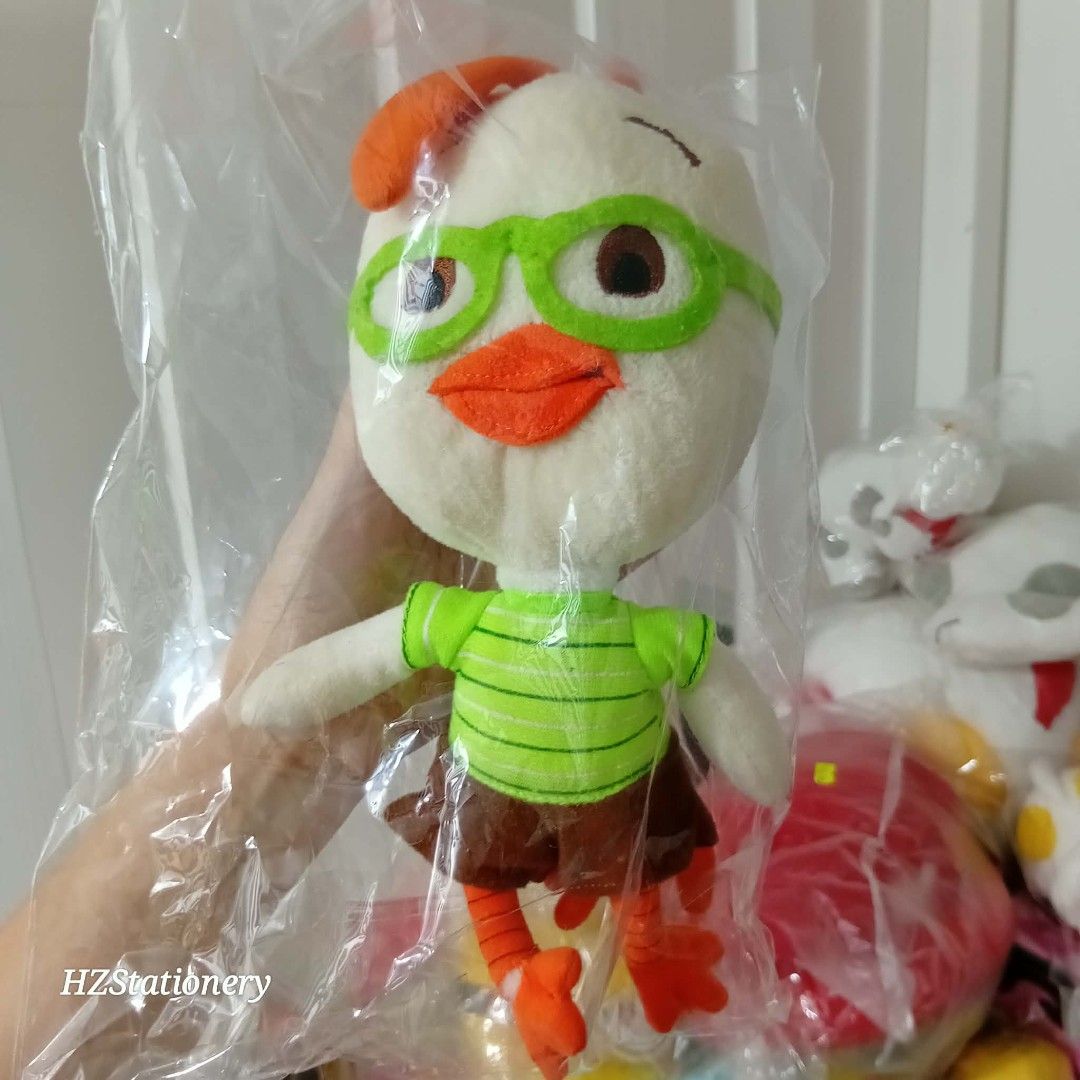 Disney Chicken Little Plush toy (Category: Plushies & Soft Toys) located in Manila. Submitted by hzdeclutterstuffscollectionsph (Listing ID 1439360934, Image 1). Description: ✅size: approx 8" tall ✅items are SOLD AS IS. ❕WYSIWYG❕ Please manage your expectations. ⚠️please check the photos carefully and ask questions before mining/purchasing. NO COD G•CASH / Cash on PICK UP.