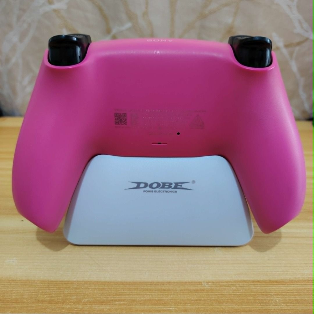 DS5 Controller White and Nova Pink Dualsense Dual Sense (Category: Controllers) located in Paranaque City. Submitted by thebiskwitcompany (Listing ID 1439301907, Image 2). Description: #34 Nova Pink Dual Sense 5 Controller P2695 -no box -very good condition -no issue (ghost movement, buttons, wireless, battery) White Dual Sense 5 Controller P2495 -no box -very good condition -no issue (ghost movement, buttons, wireless, battery) Compatible with P