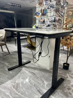(Category: ) located in . Submitted by ifurniture (Listing ID 1439338819, Image 1). Description: .