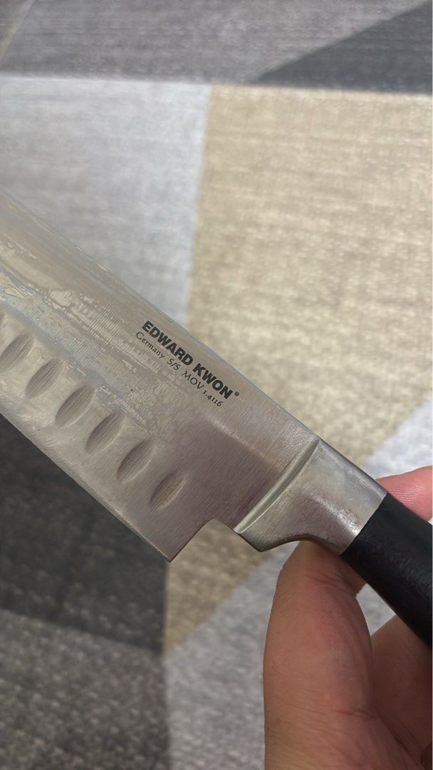 Edward Kwon Santoku knife (Category: Bathroom & Kitchen Fixtures) located in Gapan. Submitted by koreansurplusanikanik (Listing ID 1439405360, Image 2). Description: -mabigat -makapal -like new -konting linis lang po bago na ulit.