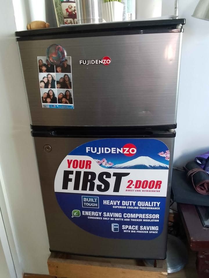 Fujidenzo 3.5 cu ft 2-Door Personal Ref (Energy Efficient) (Category: Refrigerators and Freezers) located in Quezon City. Submitted by cuadernonico (Listing ID 1439278440, Image 1). Description: Selling a compact and highly efficient Fujidenzo 2-door personal refrigerator. Perfect for condos, apartments, bedrooms, or small offices! Super Tipid: Low power consumption (80W only). 2-Door Design: Separate freezer room for fast freezing. Space Saver: 