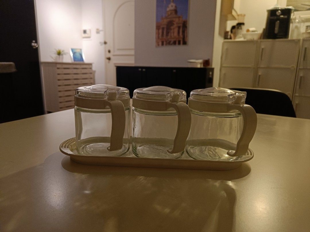 Glass containers461254402004766720