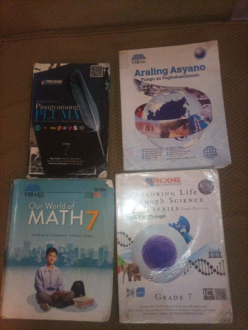 Grade 7 Textbooks (Category: Textbooks) located in Lucena. Submitted by miles.miles1 (Listing ID 1439393070, Image 1). Description: - Grade 7 Textbook Set - Includes: Araling Asyano, Our World of Math 7, Exploring Life Through Science, Pinagyamang Pluma - Perfect for Grade 7 students - Covers various subjects.