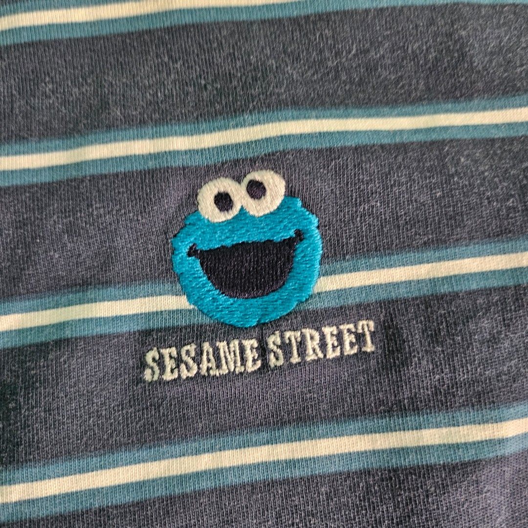 GU Sesame Street Boxy Top (Category: Shirts) located in Quezon City. Submitted by arydeclutters (Listing ID 1439313043, Image 2). Description: RFS: need funds and decluttering LAST PRICE POSTED!! QC area MOP: GCash, Maya, GoTyme MOD: JNT, Lalamove, LBC ONLY SF shouldered by buyer.