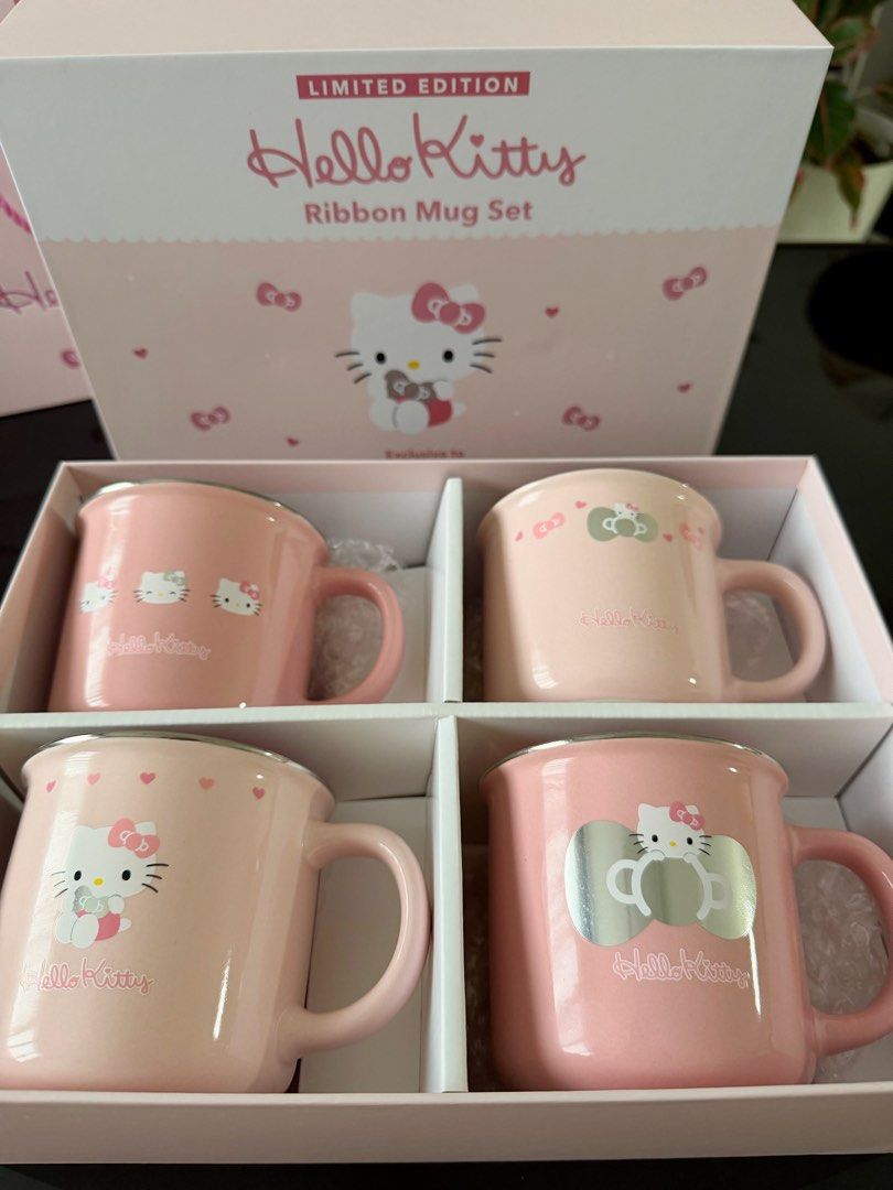 Hello Kitty x Coffee Bean Mugs461604142763878400