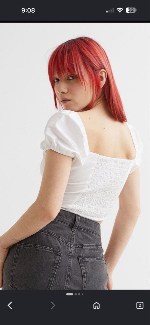 H&M White Puff Sleeve Crop Top (Category: Blouses) located in Bustos. Submitted by krjavier (Listing ID 1439256132, Image 2). Description: White crop top from H&M with puff sleeves. Features a square neckline and a fitted bodice. The back has shirring detail. The top has a unique asymmetrical hemline. Perfect for pairing with high-waisted bottoms. Made of a lightweight fabric. Can fit up to medium/semi-large.