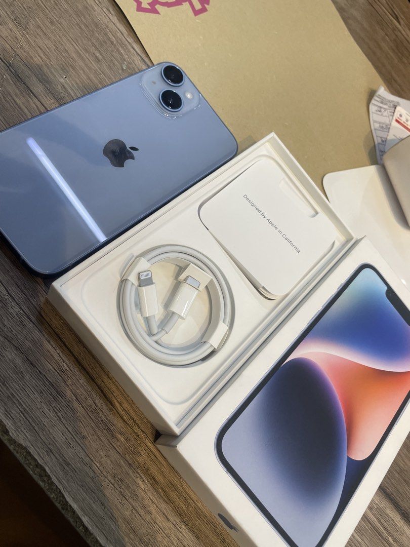 iPhone 14 128gb brandnew (Category: iPhone 14 Series) located in Mandaluyong City. Submitted by aliaxmadi (Listing ID 1439416072, Image 1). Description: iPhone 14 128gb 2 days old still with box and receipt under warranty inopen lang for testing around ₱38,000 ko ‘to nakuha, nasa receipt naman po Brandnew from iPhone store po mismo hindi po sa kga Greenhills lang☺️ pm for more details open for swap to lower unit plus cash Meet up / pick up only M