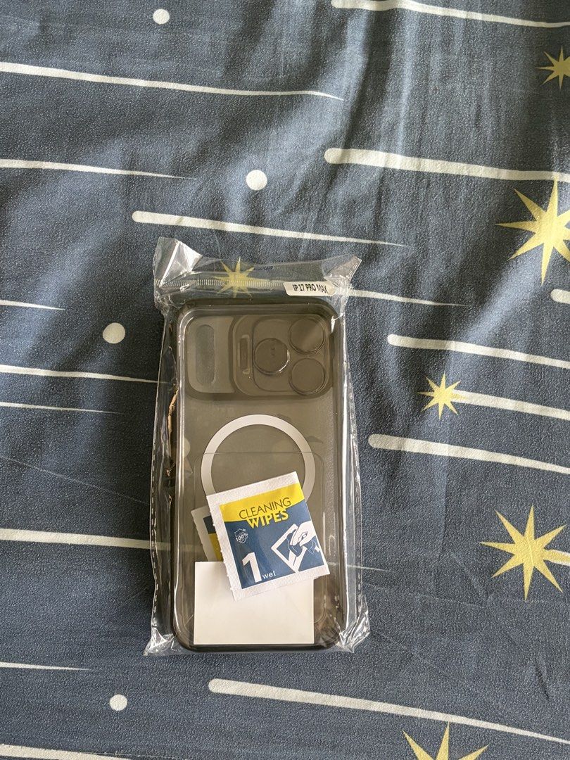 Iphone 17 pro max magsafe black transparent case with stand (Category: Cases & Sleeves) located in Manila. Submitted by fries21 (Listing ID 1439319511, Image 1). Description: Brand new iphone 17 pro max case magsafe black transparent case with stand RFS: Bought a different phone Will update when sold.