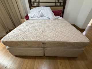 (Category: ) located in . Submitted by urbanshopper (Listing ID 1439385769, Image 1). Description: .