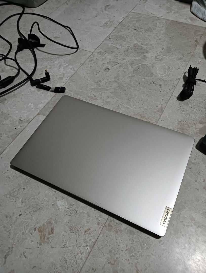 Lenovo IdeaPad Slim 1i461655963819714561