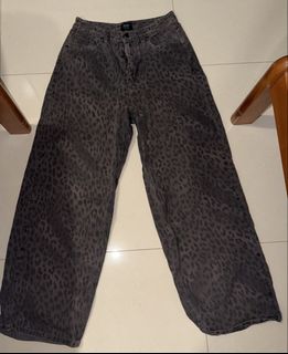 (Category: ) located in . Submitted by ciciopip (Listing ID 1439362052, Image 1). Description: .