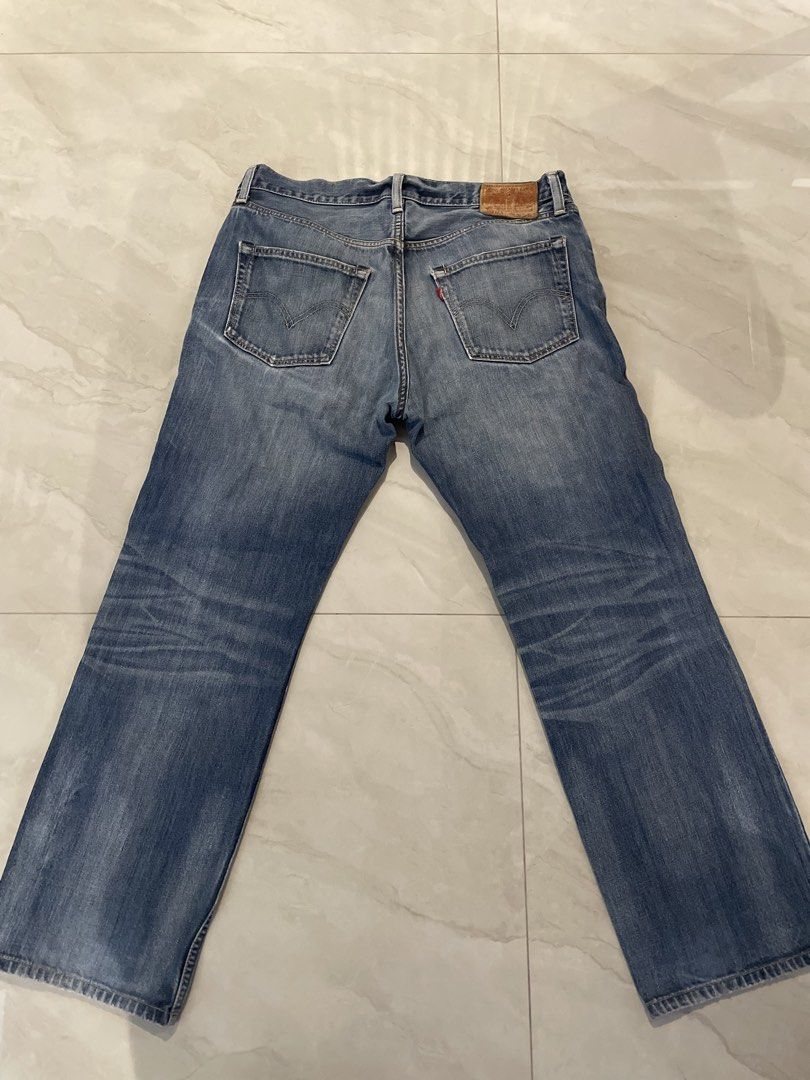 Levi's 502 Straight Jeans (Category: Jeans) located in Angeles City. Submitted by lukemafinds (Listing ID 1439276725, Image 1). Description: - Levi's 502 straight-fit jeans - Size: W36 L33 - Medium wash - Classic five-pocket design - Features Levi's red tab - Leather patch on back -Vintage Original -799 only.