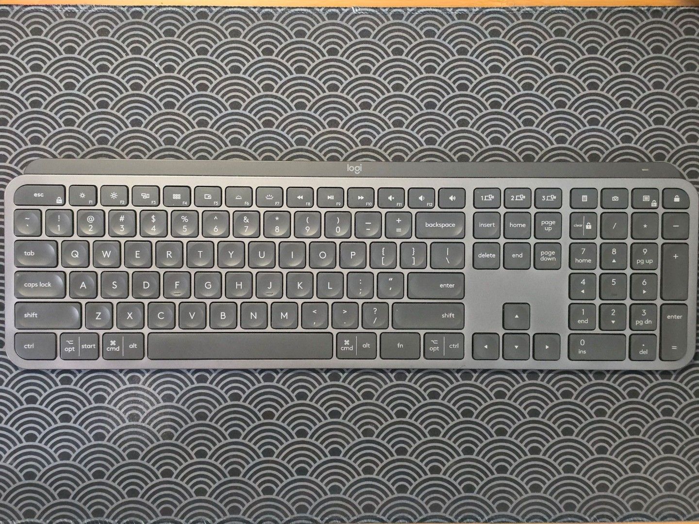 Logitech MX Keys Keyboard - Grey461167682210375680