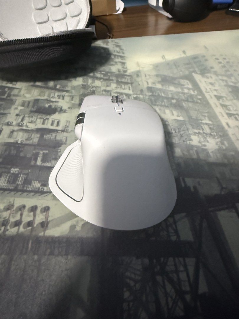 Logitech MX Master 4 for Mac - White461417178349578243