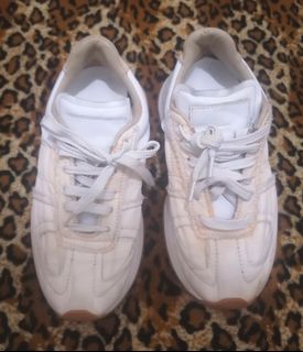 (Category: ) located in . Submitted by roadthrift (Listing ID 1439276470, Image 1). Description: .