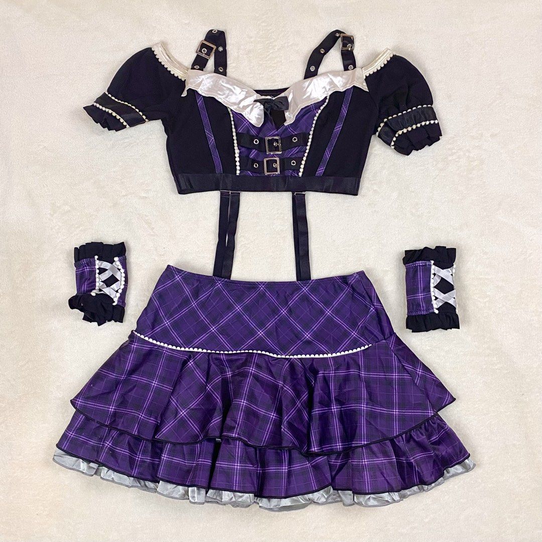 Makymoon bat cosplay costume set (Category: Sets or Coordinates) located in Dagupan City. Submitted by maxi.vint (Listing ID 1439418910, Image 2). Description: Xs Skirt (size 25-30" length 13.5").