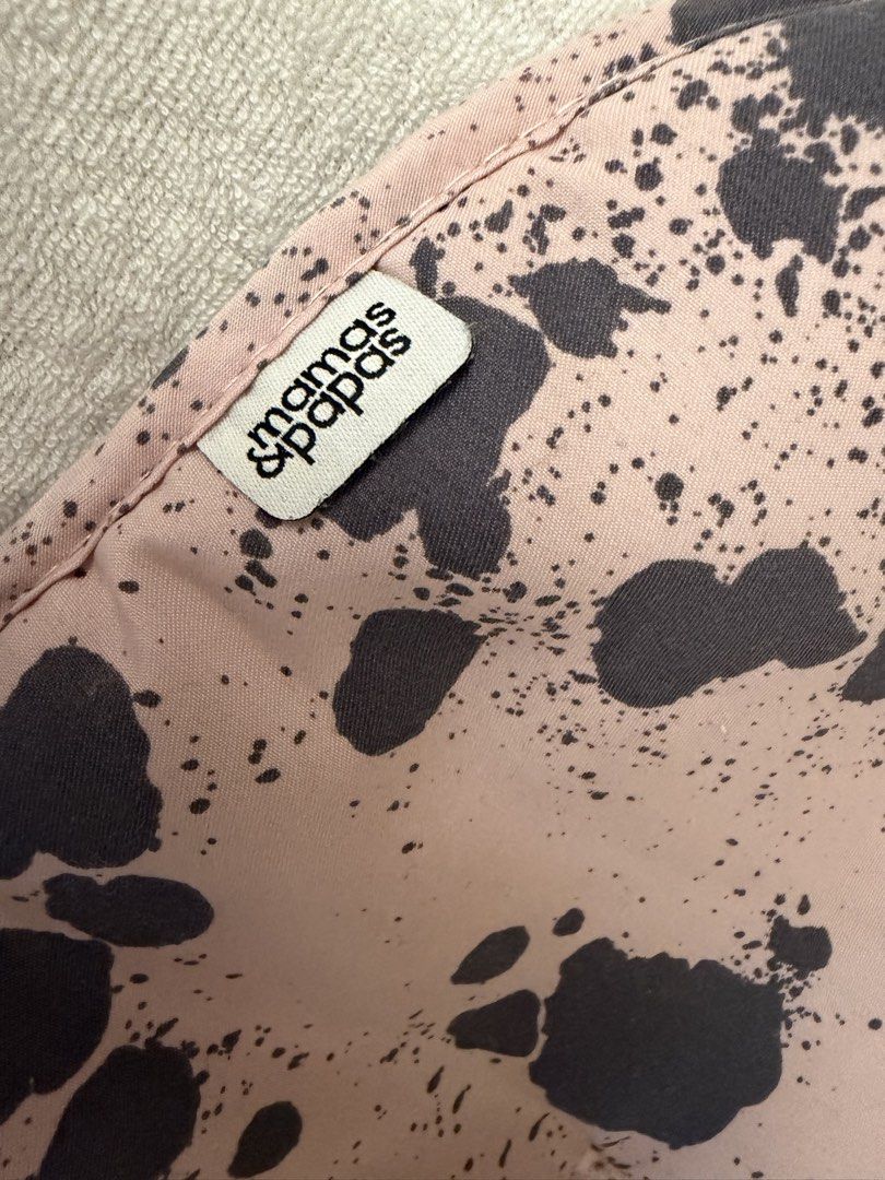 Mamas & Papas Stroller Seat Liner and Headrest (Category: Strollers) located in Manila. Submitted by rjsv12345 (Listing ID 1439317135, Image 1). Description: - Mamas & Papas stroller seat liner and headrest included. - Seat liner features a stylish pink and gray splatter pattern. - Headrest in a neutral gray color. - Made from 100% polyester. - Manufactured in China..