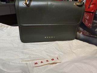 （分類：）位於 。 由 violet.op 提交（商品編號 1439374698，圖片 1）。簡介： 。