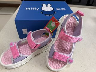(Category: ) located in . Submitted by missyhuishop (Listing ID 1439271463, Image 1). Description: .