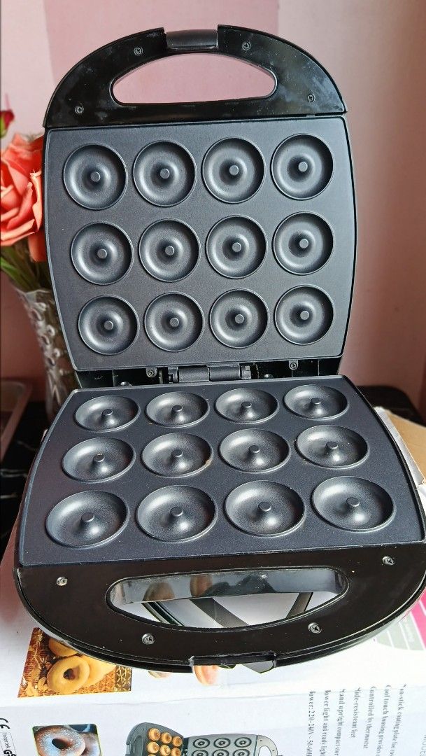 Mixdor 12 hole Donut Maker (Category: Other Kitchen Appliances) located in Quezon City. Submitted by _itsmemarie_ (Listing ID 1439295676, Image 2). Description: ✨ 12-Hole Doughnut Maker – Almost New! ✨ Selling my 12-hole doughnut maker, only used 3 times and still in excellent condition. Perfect for making mini donuts quickly and easily at home — great for snacks, small businesses, or family bonding! 🍩 ✅ Makes 12 donuts at once ✅ Fast heating & 