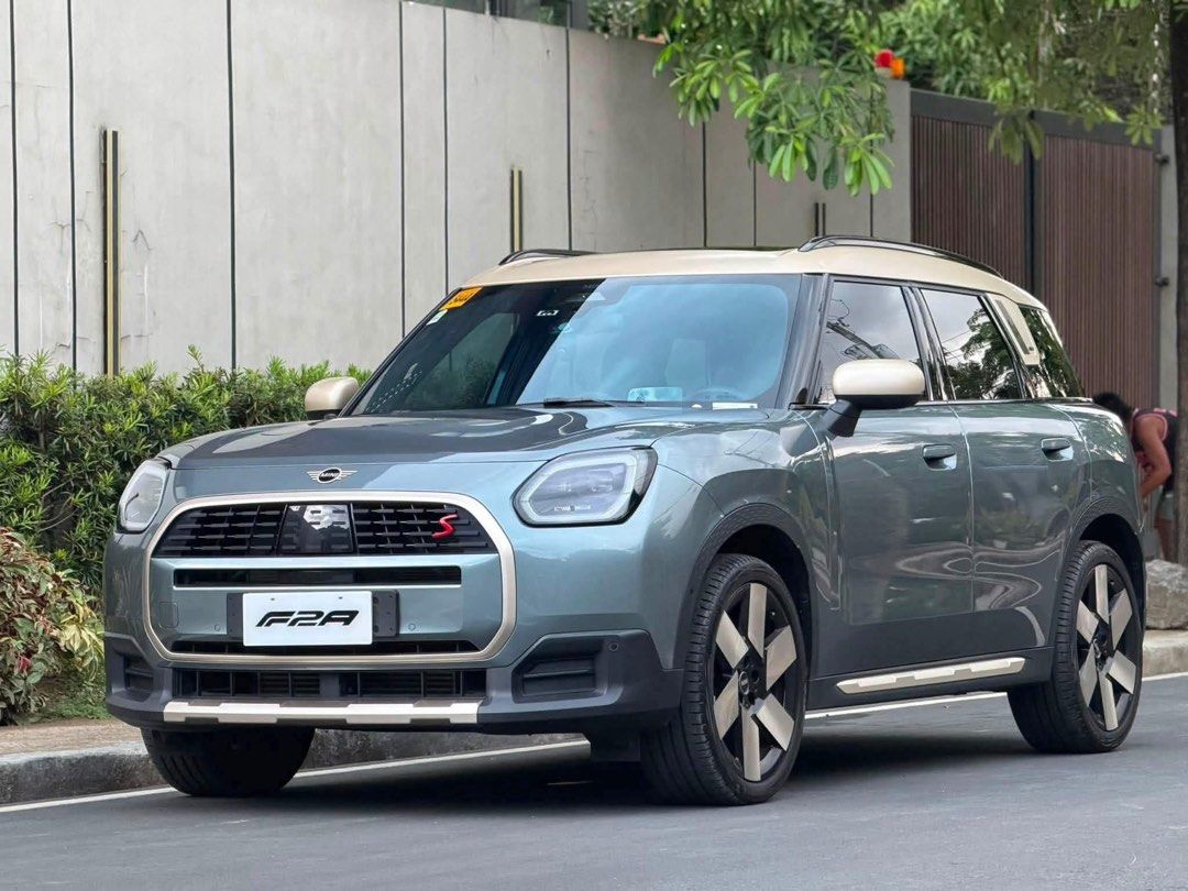 MINI Cooper Countryman S Auto (Category: Used Cars) located in Manila. Submitted by quality_cars (Listing ID 1439413643, Image 3). Description: New arrival / Another quality unit. Fresh catch ! ❗️For sale , Cash , Trade in , Financing ❗️ ✔️ALL NEW 2025 MINI COUNTRYMAN S 100% Pristine condition in and out 2.0L TURBO ENGINE INLINE 4 Class AAA unit Very low milage Full options Fully digital gauge Asking price 3.478m only ! 💰 (Negotiable upon viewin