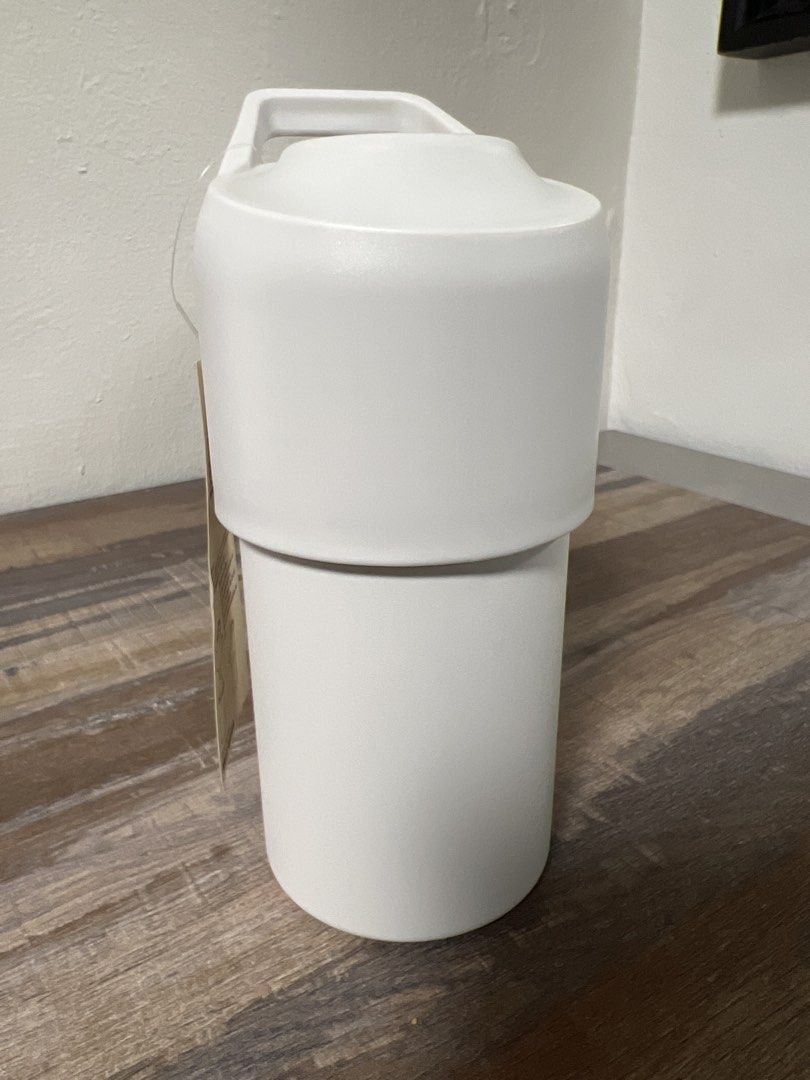 Muji Insulated Plastic Bottle Holder - White461128074265907201